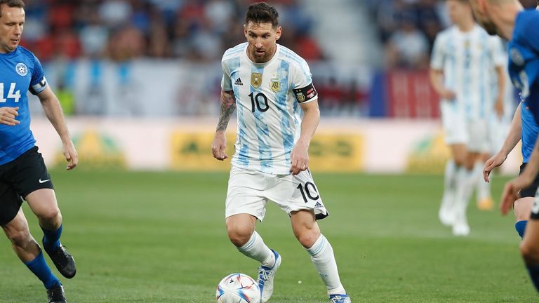 Argentiniens Trikot für die WM 2022 wurde vorgestellt. 