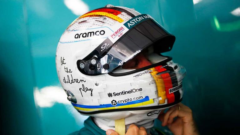 Sebastian Vettel präsentiert in Ungarn ein ganz spezielles Helmdesign.