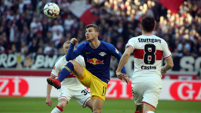 Platz 12: TIMO WERNER (m.) wechselt in der Saison 2016/17 für 22.2 Millionen Euro vom VfB Stuttgart zu RB Leipzig.