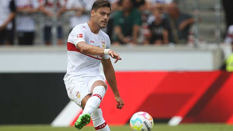 Konstantinos Mavropanos im Einsatz für den VfB Stuttgart.