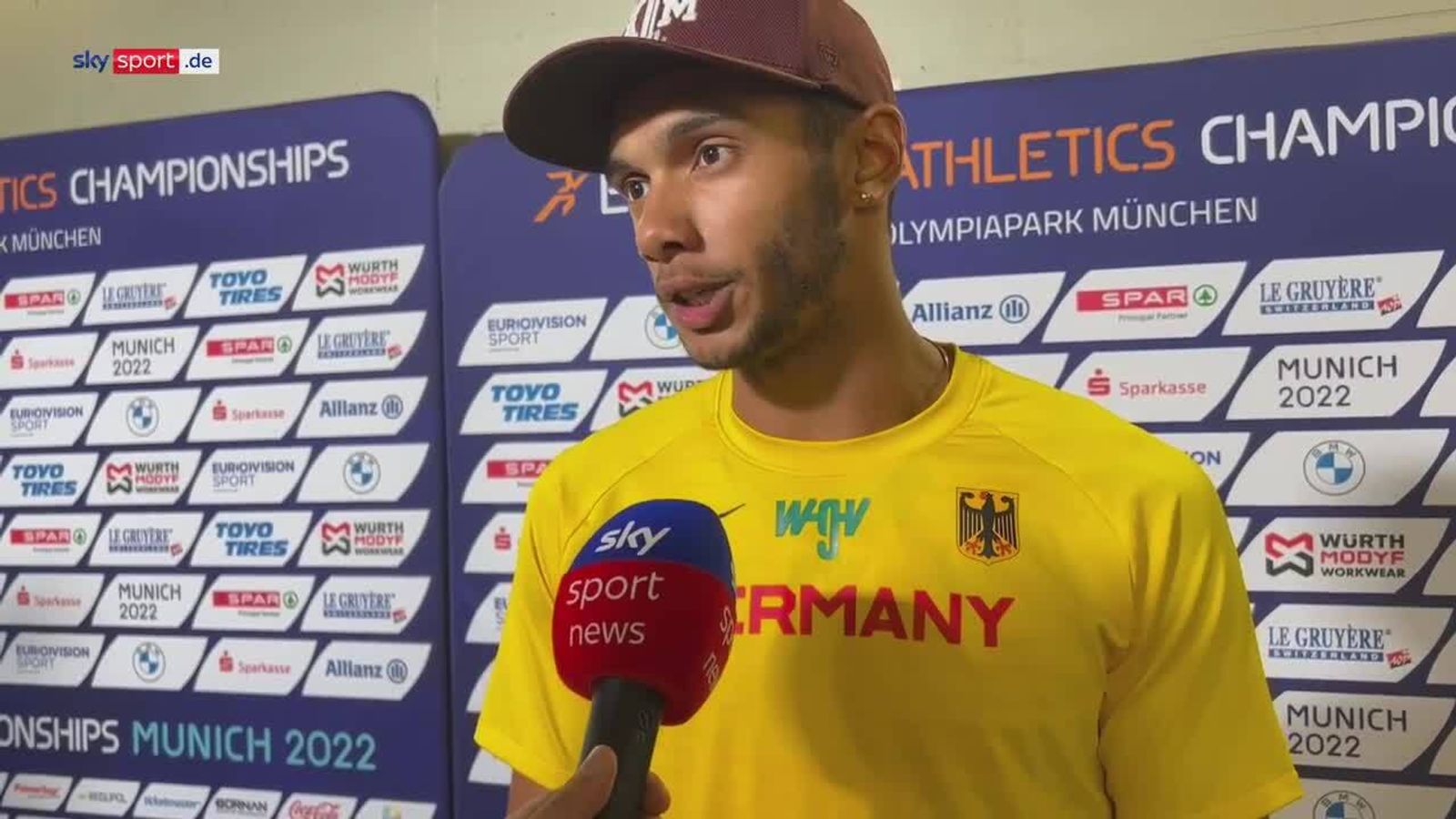 Leichtathletik Joshua Hartmann steht im 200 MeterFinale