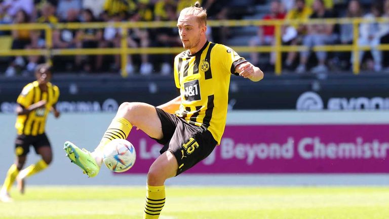 Bradley Fink verlässt Borussia Dortmund in Richtung Basel.
