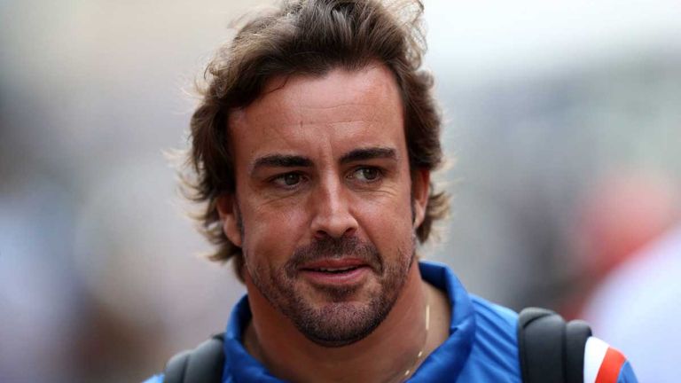 Fernando Alonso wird auch im gehobenen Rennfahrer-Alter und nach seinem Wechsel zu Aston Martin weiter eine fürstliche Summe einstreichen.