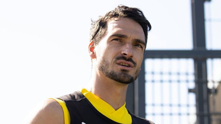 Wünscht sich "geile Lose und großartige Spiele": Mats Hummels hofft bei der Champions-League-Auslosung auf eine schwere Gruppe.