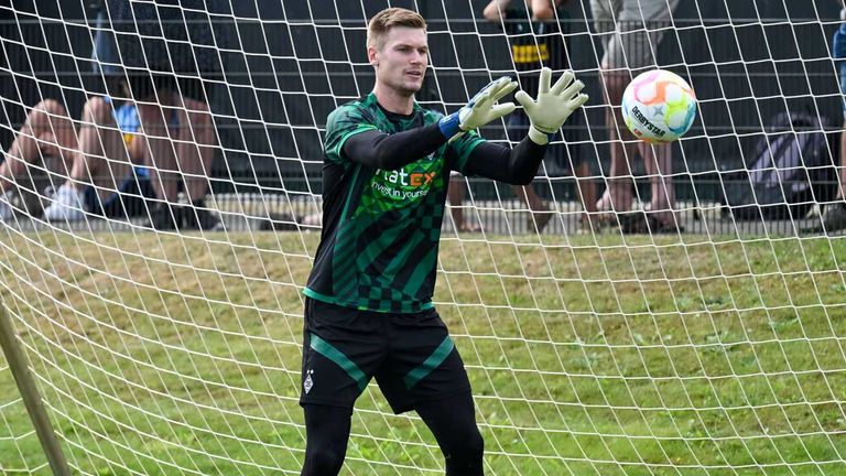 Moritz Nicholas verlässt Borussia Mönchengladbach vorübergehend und schließt sich Roda Kerkrade in den Niederlanden an. 
