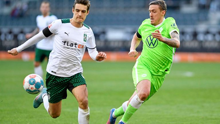 Für Florian Neuhaus und Max Kruse könnte es mit Gladbach und Wolfsburg in der kommenden Saison wieder nach oben gehen.