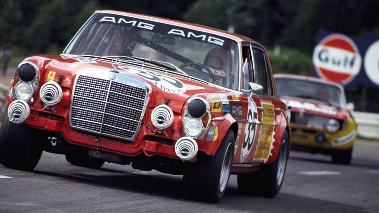 Hans Heyer und Clemens Schickentanz fahren mit dem 300 SEL 6.8 AMG sensationell zum Klassensieg beim 24-Stunden-Rennen von Spa-Francorchamps 1971.