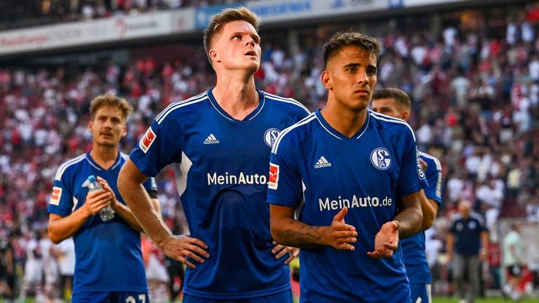 Schalke 04 hadert mit einigen Schiedsrichter-Entscheidungen beim 1:3 gegen den 1. FC Köln.