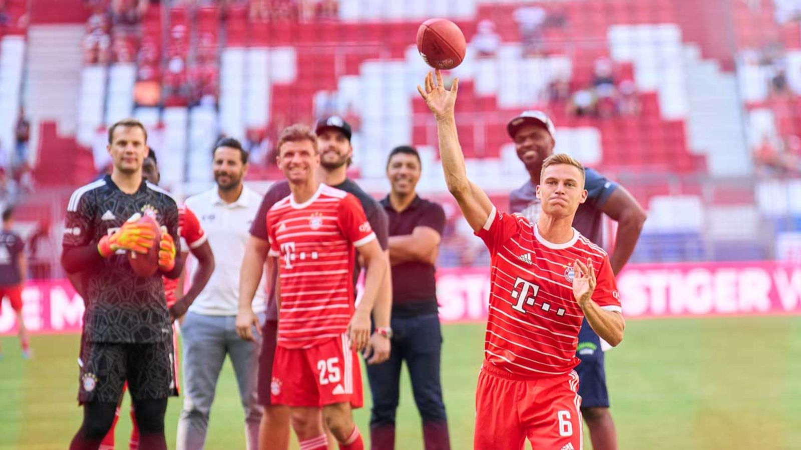 DFL Deutsche Fußball Liga vereinbart Kooperation mit der NFL Fußball