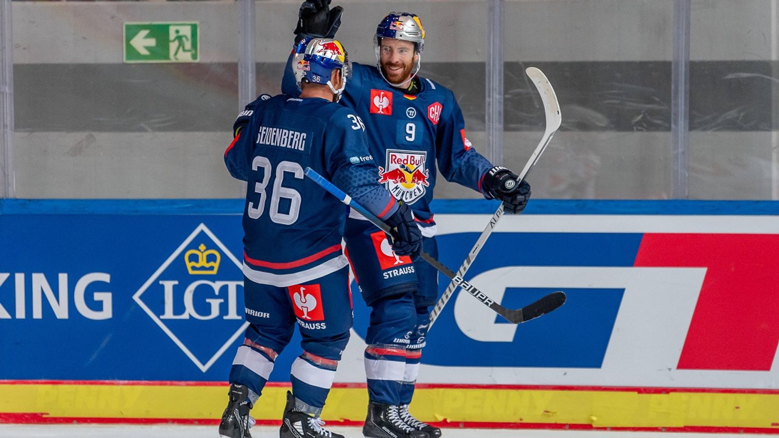 Eishockey München eine Runde weiter in der Champions League Eisbären