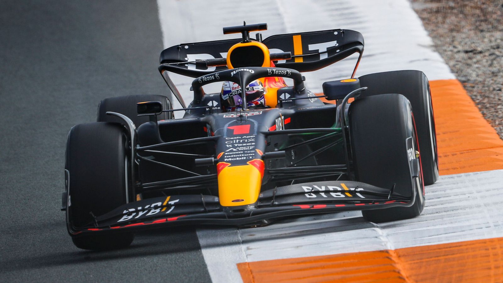 Formel 1 F1-Piloten testen in Zandvoort größere Seitenspiegel Formel 1 News Sky Sport