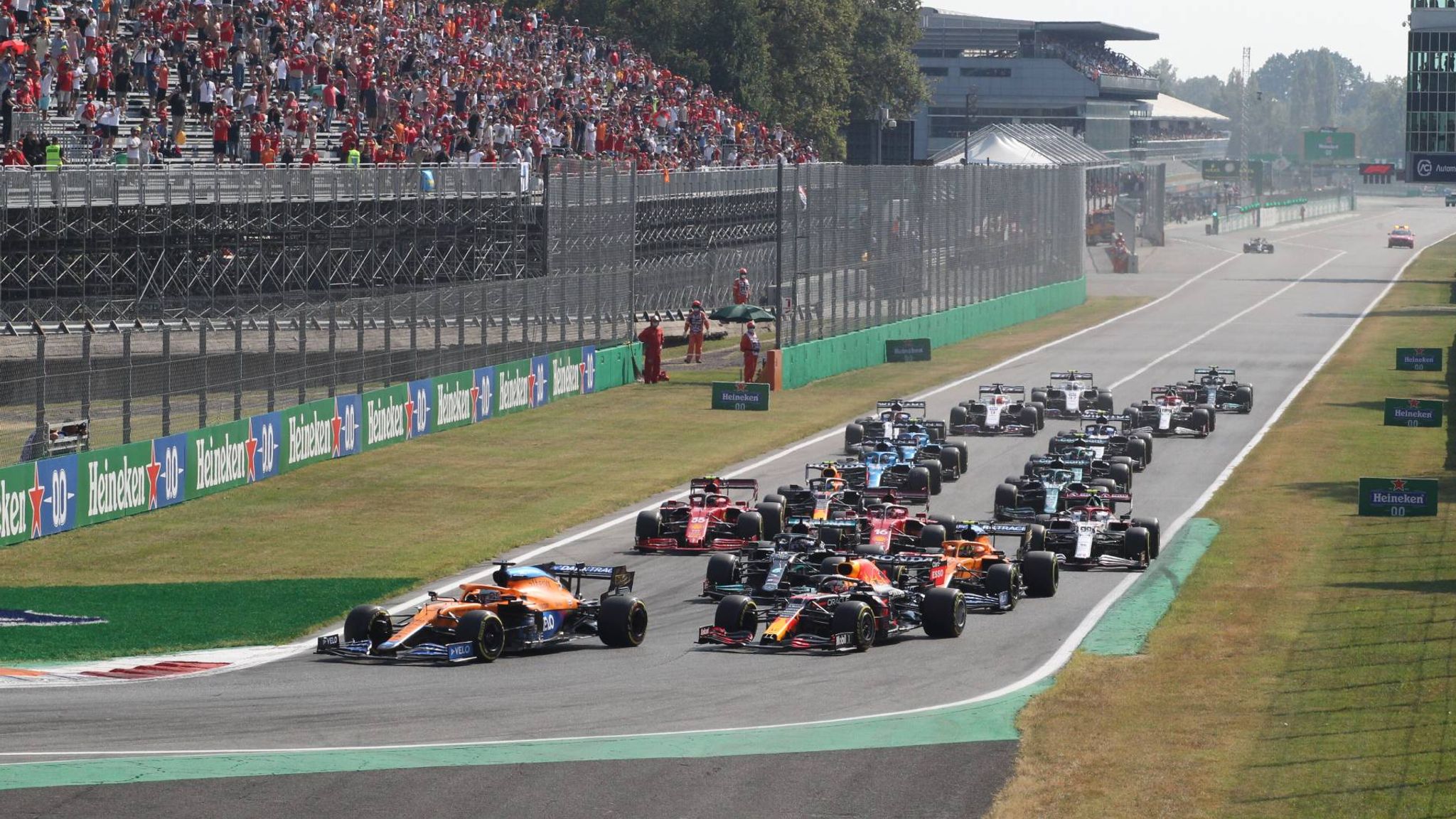 Formel 1 Rekordkalender mit 24 Rennen für 2023 beschlossen Formel 1