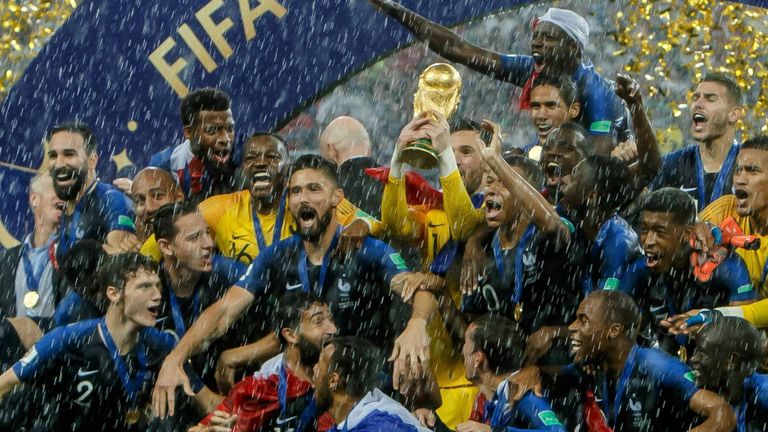 WM 2018: Frankreich gewinnt das WM-Finale mit 4:2 gegen Kroatien und krönt sich damit zum zweiten Mal nach 1998 zum Weltmeister