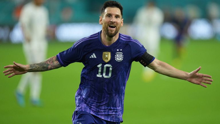 Superstar Lionel Messi erzielt beim 3:0-Sieg der Argentinier gegen Honduras einen Doppelpack