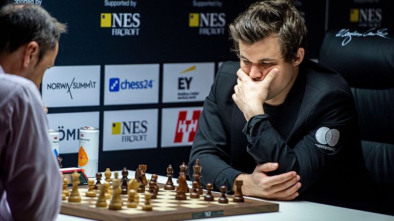 Magnus Carlsen wittert Betrug bei Schach-Youngster Hans Niemann.