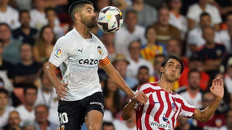 Carlos Soler (25, Mittelfeld) verlässt den FC Valencia und wechselt zu Paris Saint-Germain.