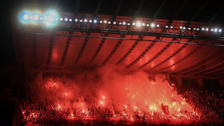 Die Fans von Union Berlin zündeten in Braga Pyrotechnik.