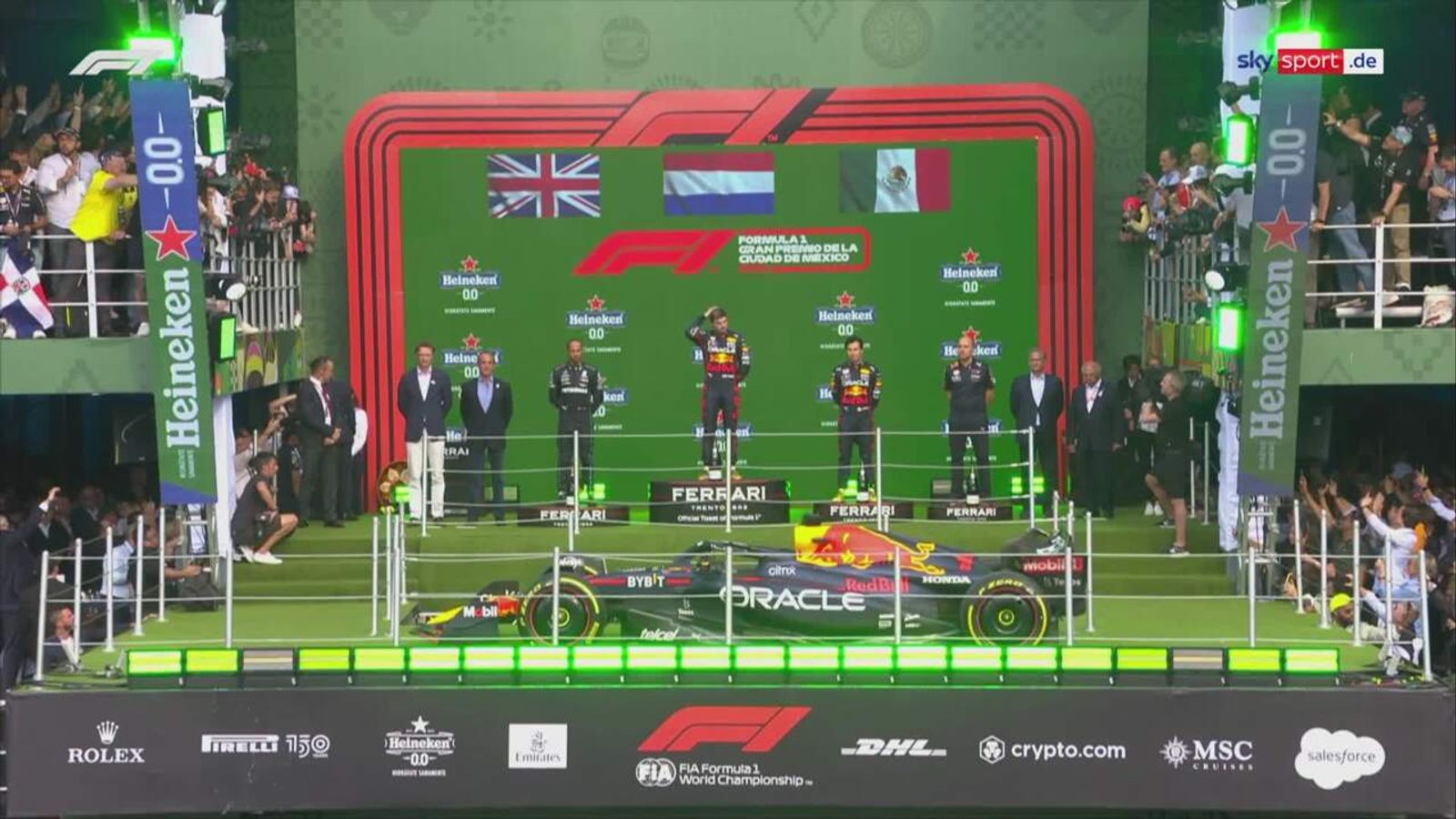 Formel 1 Auto auf der Bühne Die ganze Mexiko-Siegerehrung in voller Länge Formel 1 News Sky Sport