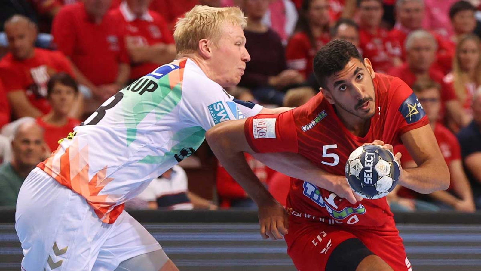 Champions League Magdeburg erkämpft sich gegen Telekom Veszprem Remis Handball News Sky Sport