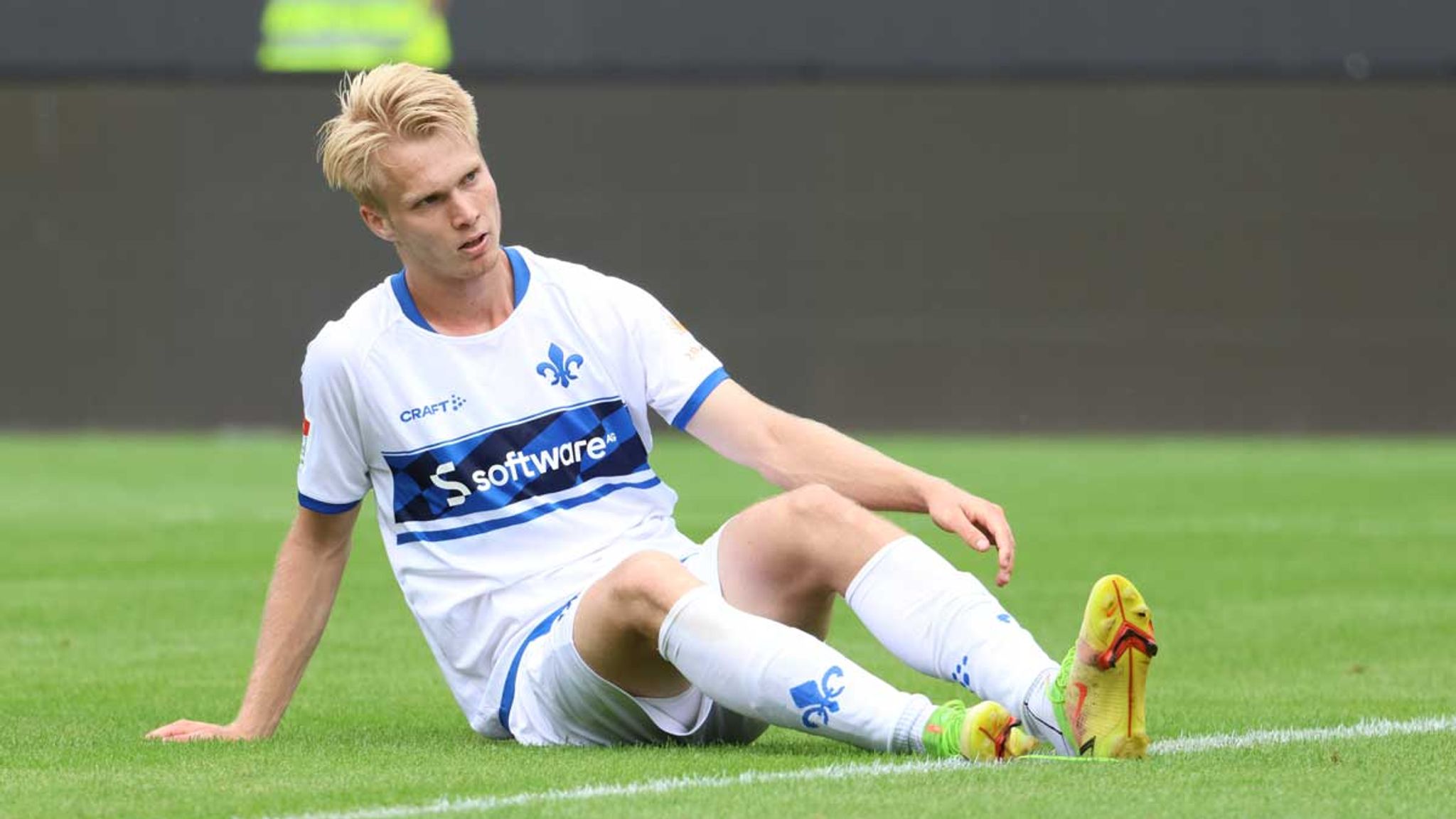 SV Darmstadt 98 Magnus Warming mit Riss der Syndesmose Fußball News