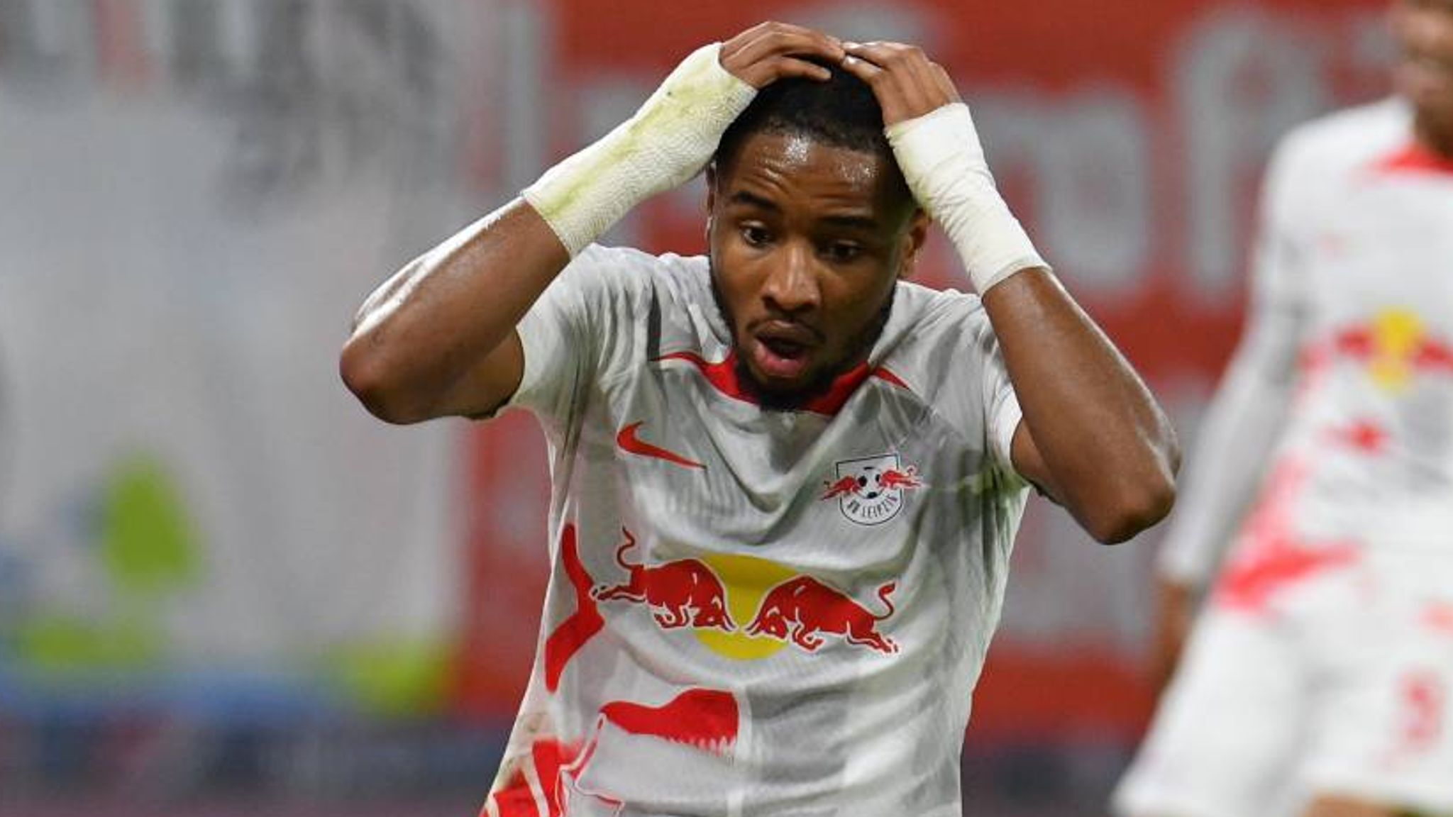 RB Leipzig: Christopher Nkunku Am Handgelenk Operiert - Sky Info ...