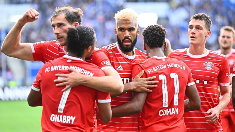 Leon Goretzka und seine Mitspieler bejubeln den 2:0-Sieg der Bayern bei Hoffenheim