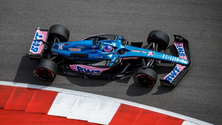 Fernando Alonso ist nach dem USA-GP und einer Haas-Intervention zurückversetzt worden. Alpine hat gegen die Strafe Protest eingelegt. Über diesen wird jetzt in Mexiko verhandelt.