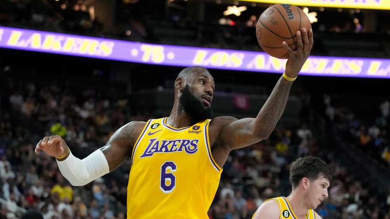 NBA-Superstar LeBron James (LA Lakers) will ein Team in Las Vegas haben.