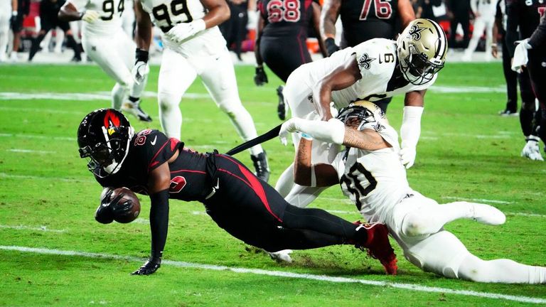 Greg Dortch zum Touchdown: Die Cardinals besiegen die Saints.