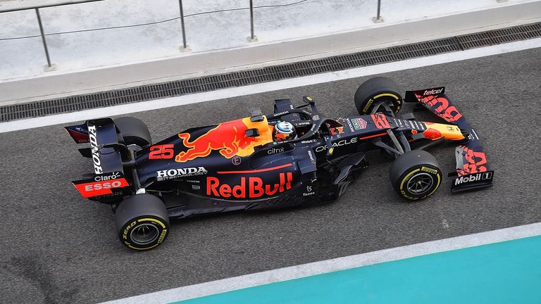 Ab dem Japan-GP wird auf den Fahrzeugen von Red Bull wieder wie in der vergangenen Saison das Honda-Logo zu sehen sein.