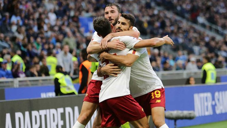 Die AS Rom dreht das Spiel bei Inter Mailand und entführt drei Punkte aus San Siro.