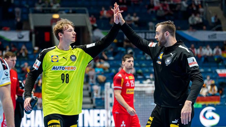 Die Torhüter Andreas Wolff (r.) und Till Klimpke sind bei der WM gesetzt.