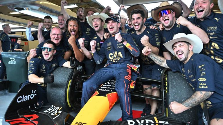 Hatten in den USA viel zu feiern: Nach dem Sieg von Max Verstappen feierte Red Bull den Konstrukteurstitel.