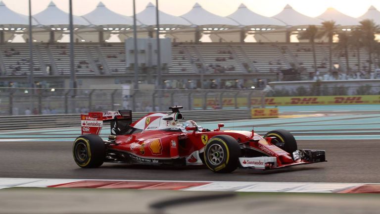 Abu Dhabi Grand Prix, UAE 24 - 27 November 2016 25.11.2016 - Free Practice 2, Sebastian Vettel (GER) Scuderia Ferrari SF16-H PUBLICATIONxNOTxINxUK....Abu Dhabi Grand Prix UAE 24 27 November 2016 25 11 2016 Free Practice 2 Sebastian Vettel ger Scuderia Ferrari SF16 H PUBLICATIONxNOTxINxUK  