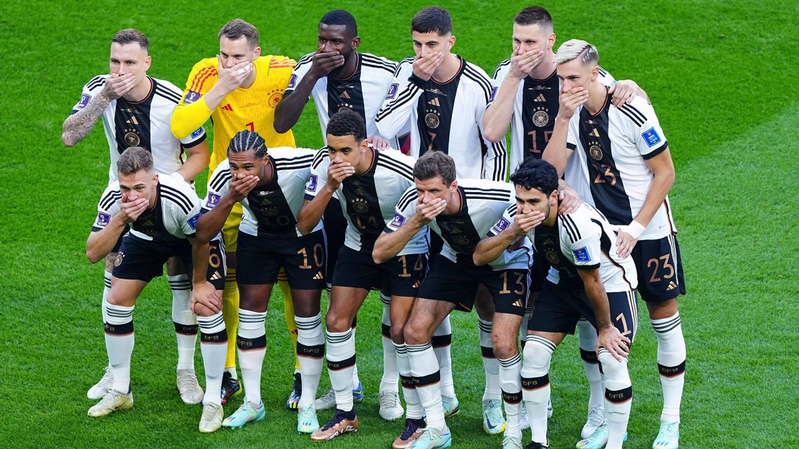 Nationalmannschaft: Nur Neuer & Goretzka sprachen sich wohl für Protest aus