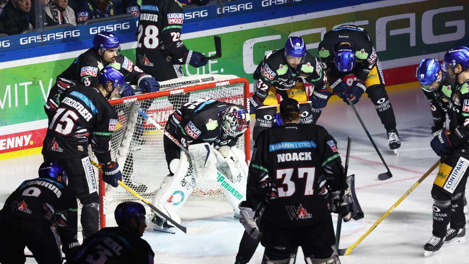 DEL Eisbären Berlin krönen Comeback gegen Adler Mannheim Eishockey News Sky Sport