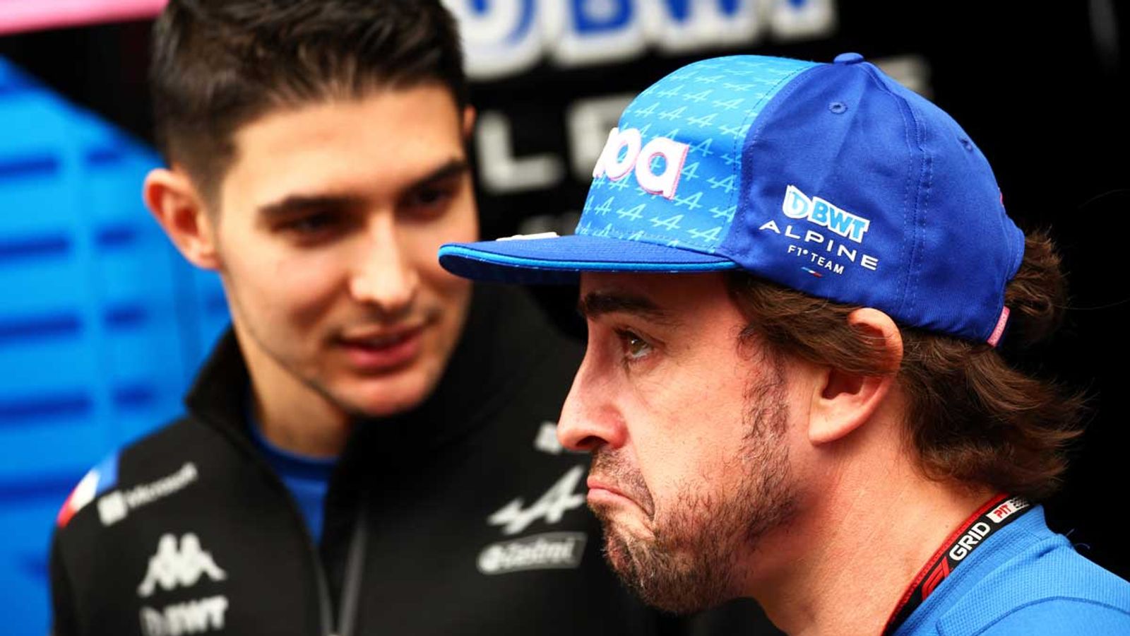 Formel 1: Fernando Alonso Sauer Auf Alpine-Teamkollege Esteban Ocon ...