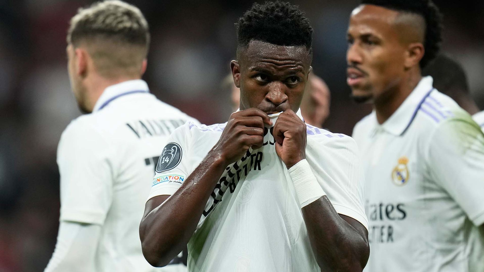 Real Madrid: 7! Vinicius Junior soll Erbe von Raul & CR7 antreten ...