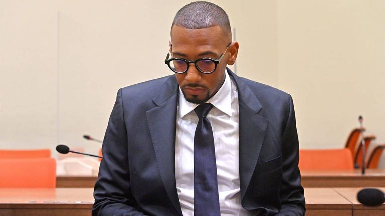 Jerome Boateng ist zu einer Geldstrafe in Millionenhöhe verurteilt worden.