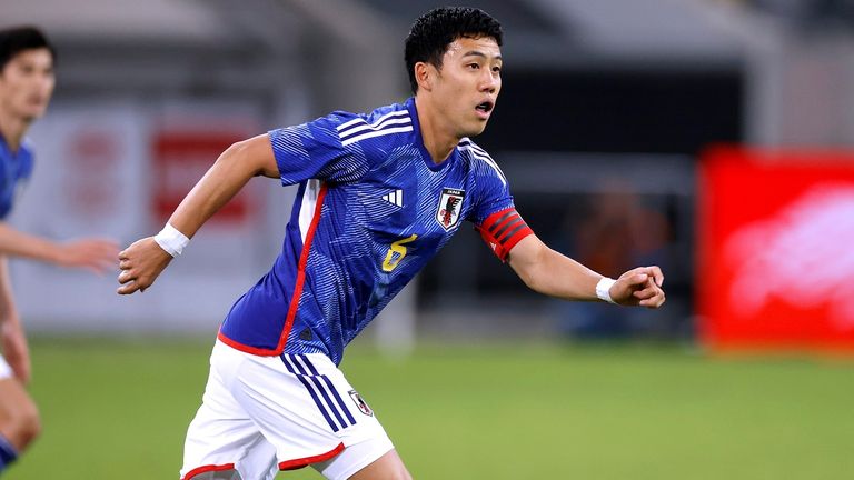 VfB-Akteur Wataru Endo meldet sich fit für die WM in Katar.