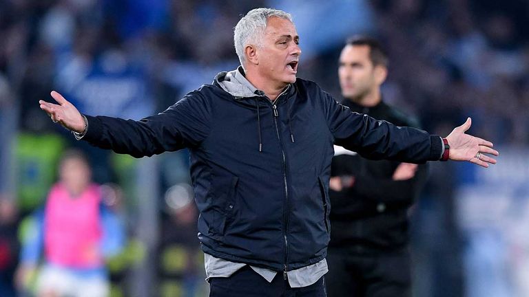 Rom-Coach Jose Mourinho hat mit einem TV-Interview für Aufsehen gesorgt.