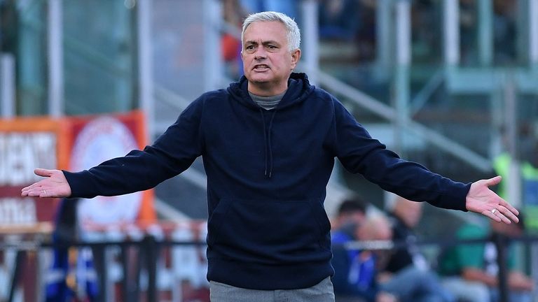 Im Spiel gegen den FC Turin beleidigte Roma-Trainer kurz vor Spielende einen Schiedsrichter.
