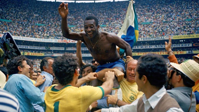 Spieler mit den meisten WM-Titeln: Pele (Weltmeister 1958, 1962 und 1970)