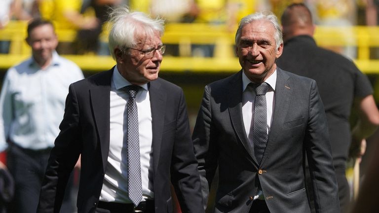 Reinhold Lunow (r.) übernimmt das Amt des Vereinspräsidenten bei Borussia Dortmund von Reinhard Rauball (l.). 