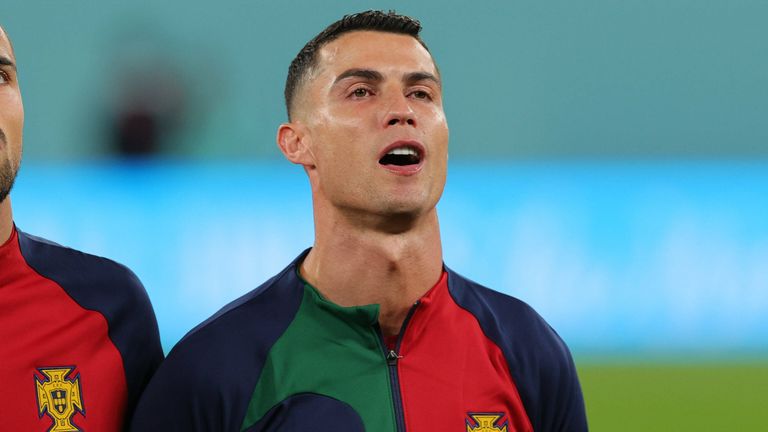 Cristiano Ronaldo zeigte sich emotional bei der Nationalhymne vor der Partie gegen Ghana.