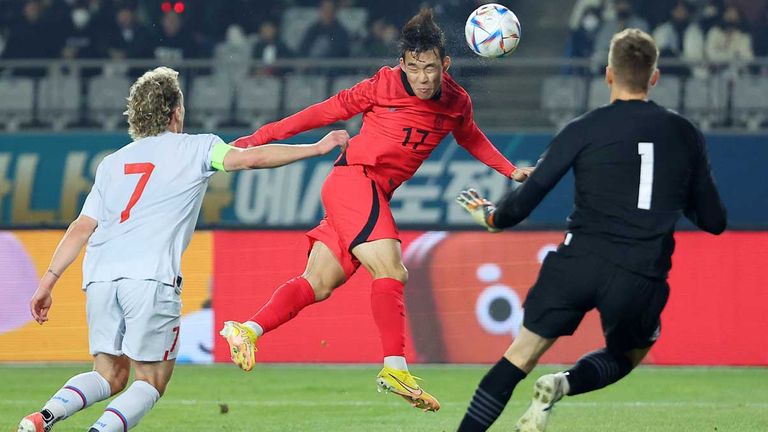 Min-Kyu Song schießt Südkorea bei der WM-Generalprobe gegen Island zum Sieg.