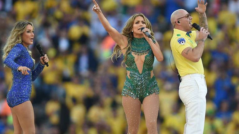 WM 2014 (Brasilien): Jennifer Lopez, Claudia Leitte, Pitbull