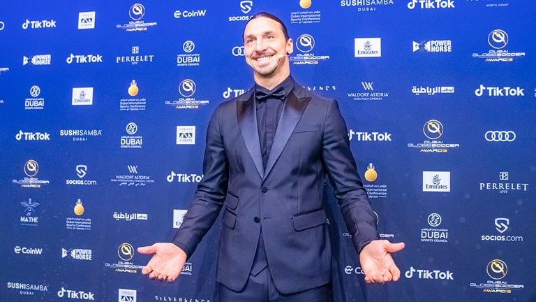 Zlatan Ibrahimovic fängt im italienischen TV als Moderator einer Satire-Show an. 