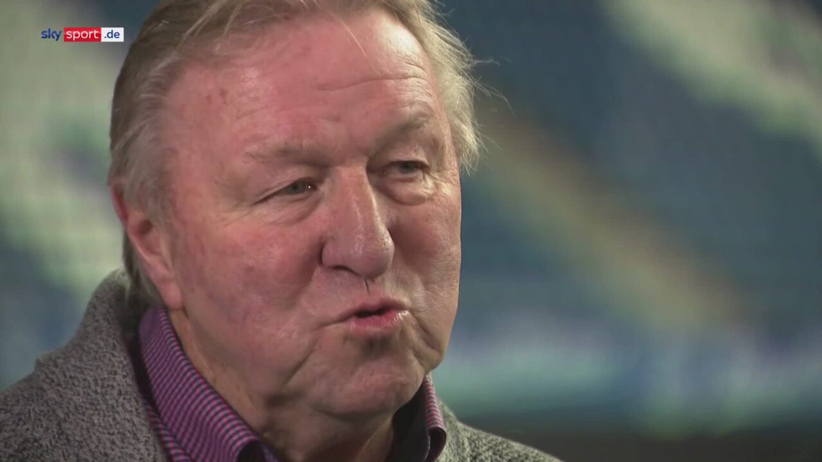 Fußball Horst Hrubesch reagiert exklusiv auf die MagathKritik an