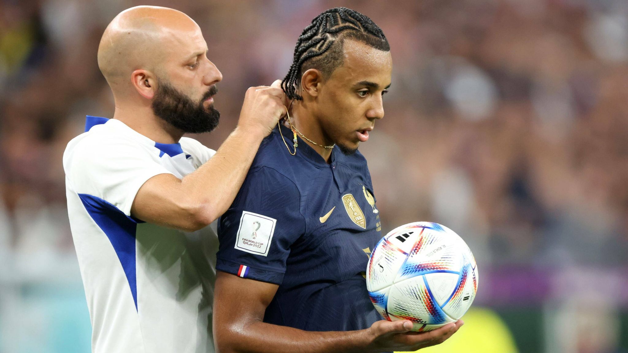 Wm 2022 Kounde Spielt Mit Goldketten Für Frankreich Fußball News Sky Sport